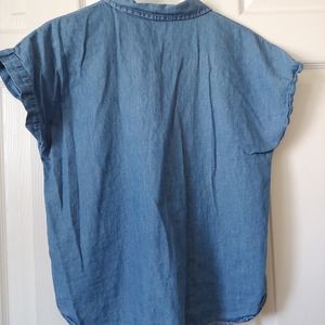 Denim button up shirt-M
